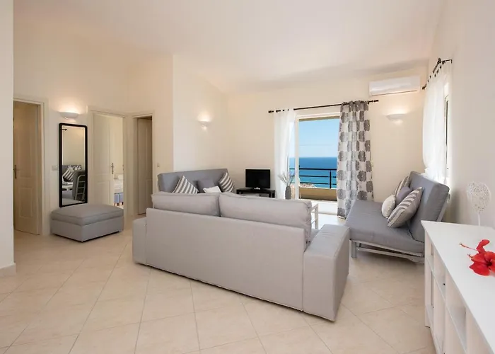 House On The Sea Apartment